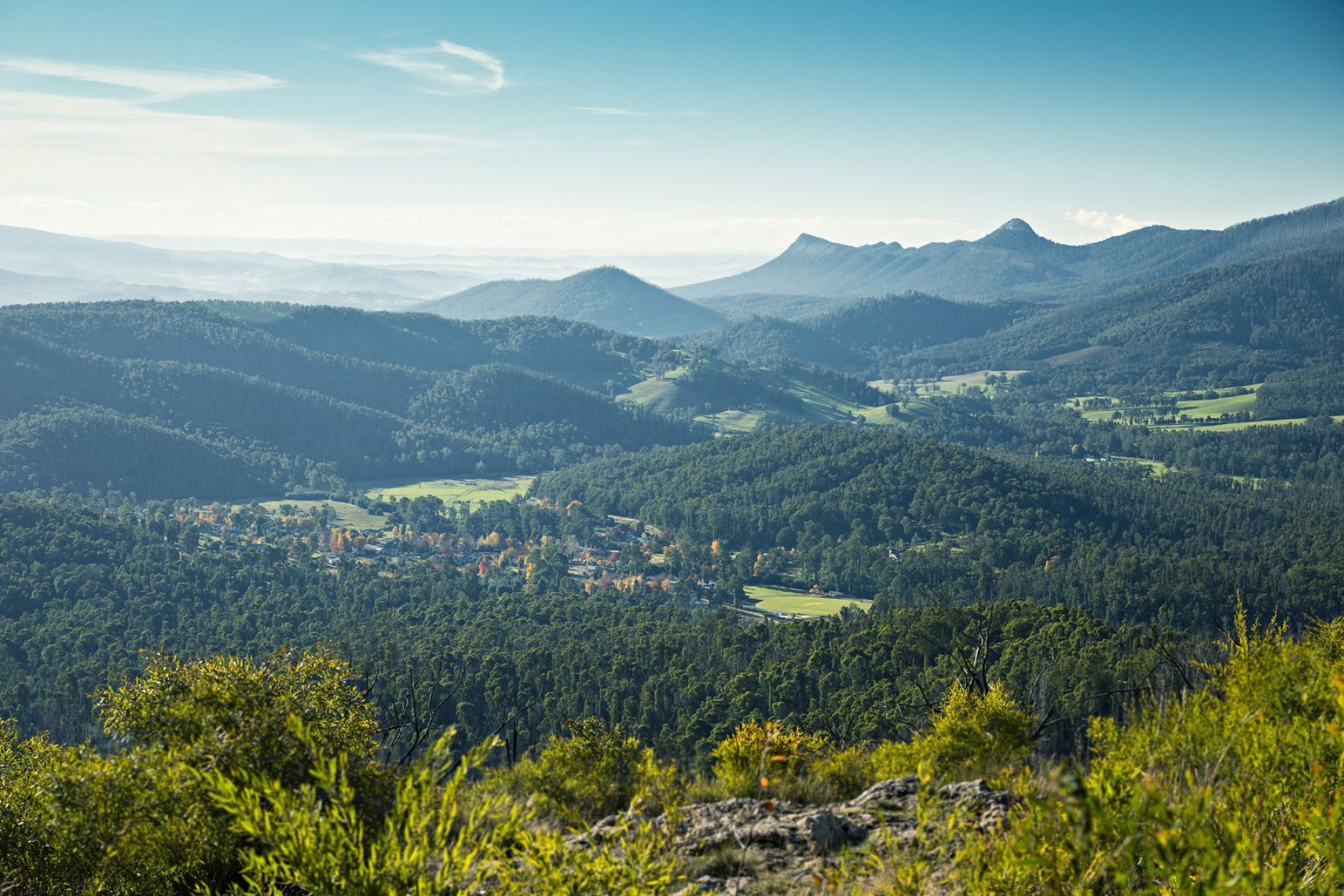 View from Keppel Lookout over the valley