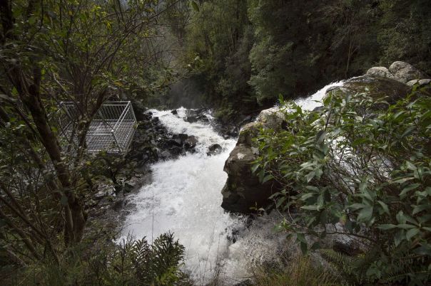 An view above the waterfall of the viewing platform